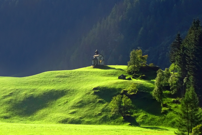 ... die idyllische Hubertuskapelle ... die idyllische Hubertuskapelle
