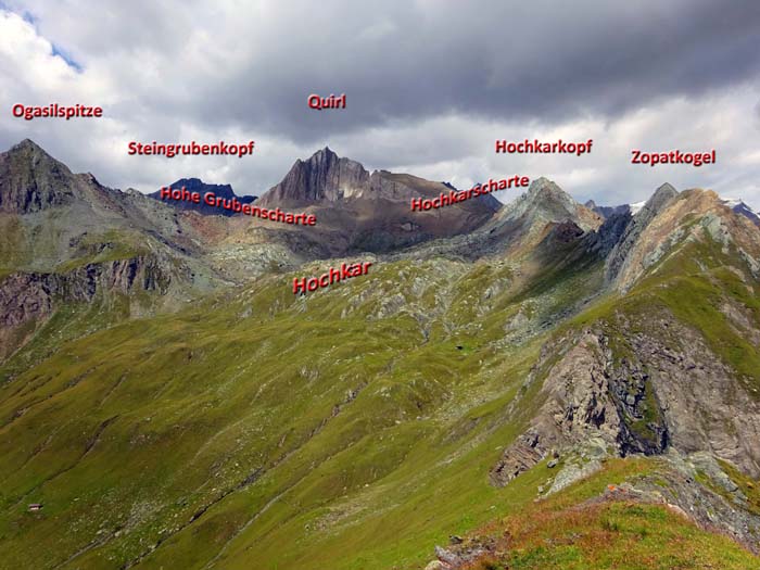 die Damen steigen am Anstiegsweg zurück zur Isel, die Herren marschieren ins Hochkar hinauf und klinken sich unterhalb des Quirl in die „Alpenkönigroute“ ein, der etwas verwegenen direkten Verbindung Essener-Rostocker-Hütte - Clarahütte die Damen steigen am Anstiegsweg zurück zur Isel, die Herren marschieren ins Hochkar hinauf und klinken sich unterhalb des Quirl in die „Alpenkönigroute“ ein, der etwas verwegenen direkten Verbindung Essener-Rostocker-Hütte - Clarahütte