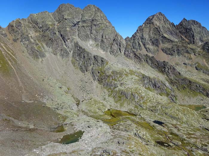 daran anschließend Georgskopf und Friedrichsköpfe hoch über den Prititschseen                          