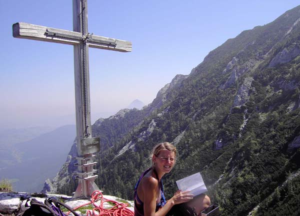 Gipfelkreuz auf der Bischofsmütze gegen O (Traunstein)