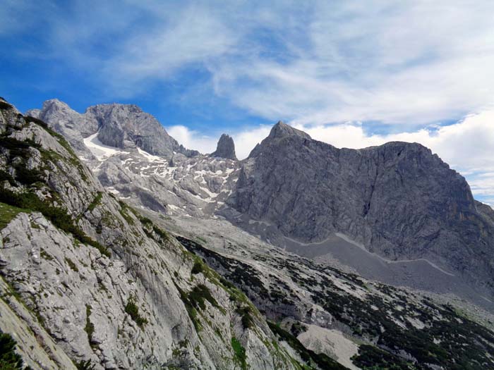 dabei wird die Aussicht immer umfassender, hier auf Torstein und Hochkesselkopf