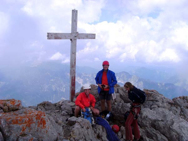 Gipfelkreuz gegen Haller Mauern