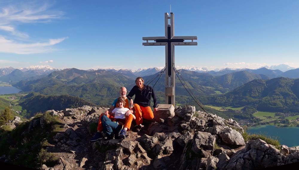 der Gipfelblick nach Süden vom Dachstein bis zum Hohen Göll