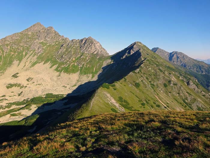 ... bevor wir uns endgültig dem Gamskögelgrat zuwenden: zu Beginn der SO-Kamm auf den Mödringkogel