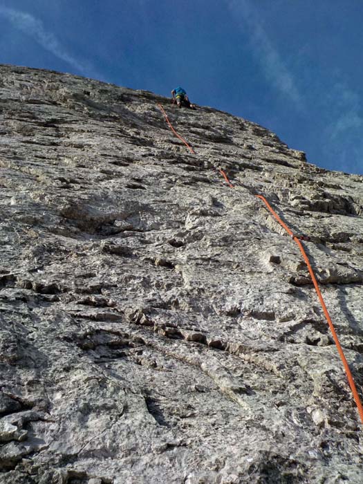 homogene Kletterei auch in der 3. Seillänge