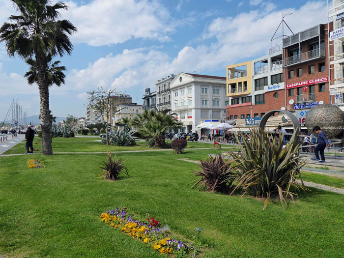 wir versuchen es draußen am Meer, in Volos auf der Pilion-Halbinsel