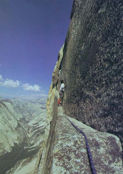 ... hier im obersten Teil der klassischen NW-Wand des Half Dome, Yosemite Valley, Kalifornien