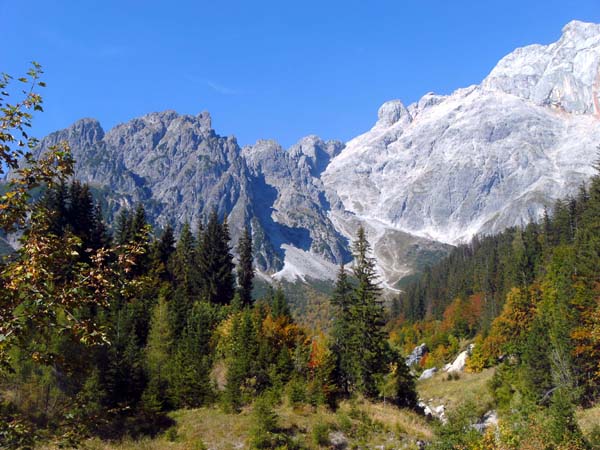 das Birgkar von SO mit Taghaube (links) und Hochkönig