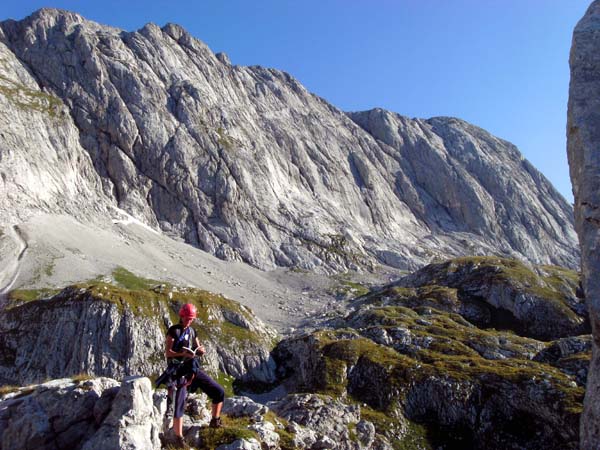 die Südwand des Schwaben von SW; weit über drei Dutzend Touren führen bis zum heutigen Tag durch diese Plattenfluchten - für jeden Geschmack ist etwas dabei