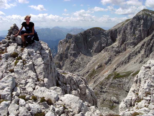 der einsame, aber wunderschöne G'hacktstein (Blick gegen SW) erfordert nur wenige Minuten Umweg