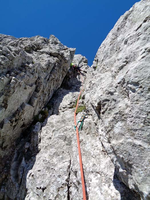 vom 8. Stand weg ein steiler Kamin mit Klemmblock