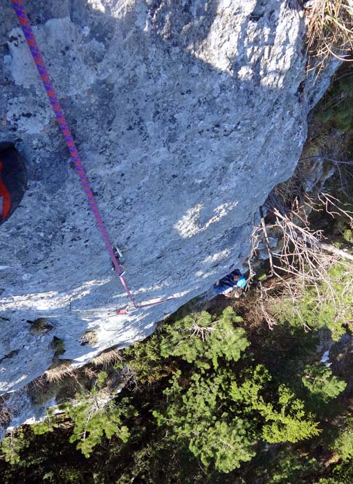 Ulli am steilen, glatten unteren Pfeiler des Wunderkuchen - mit 6+/7- hart bewertet