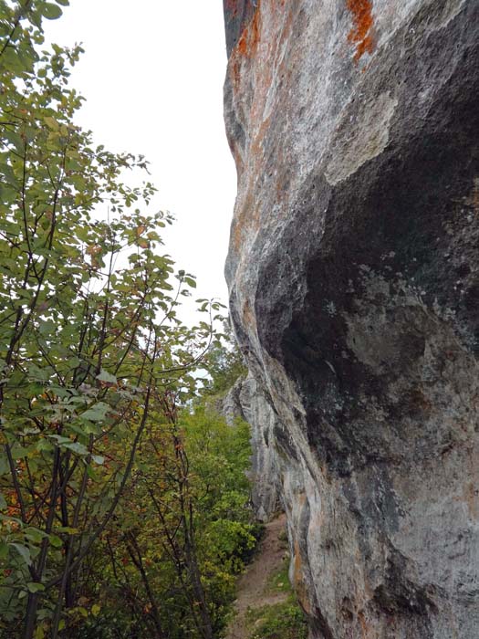 steile glatte Bäuche am rechten Teil von Veliki kamen, hier im Bereich Rumpelstilzchen mit Schwierigkeiten bis 8b