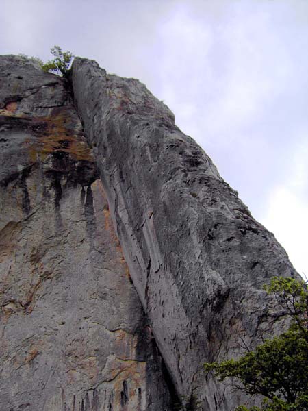 ... der steilen SO-Kante mit der 3-SL-Route Mirakul 6c