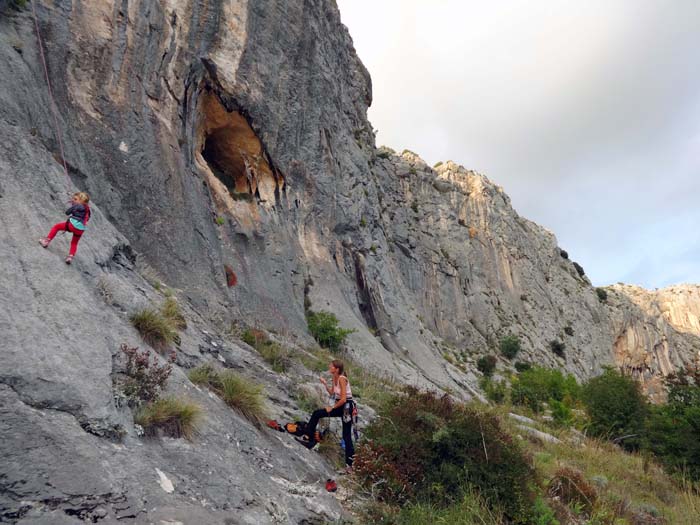 am Wandfuß von Sektor B (Ploče)