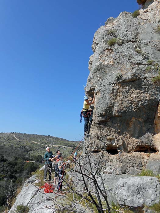 Ulli in Tri sestrice 5c, Sektor Kurba