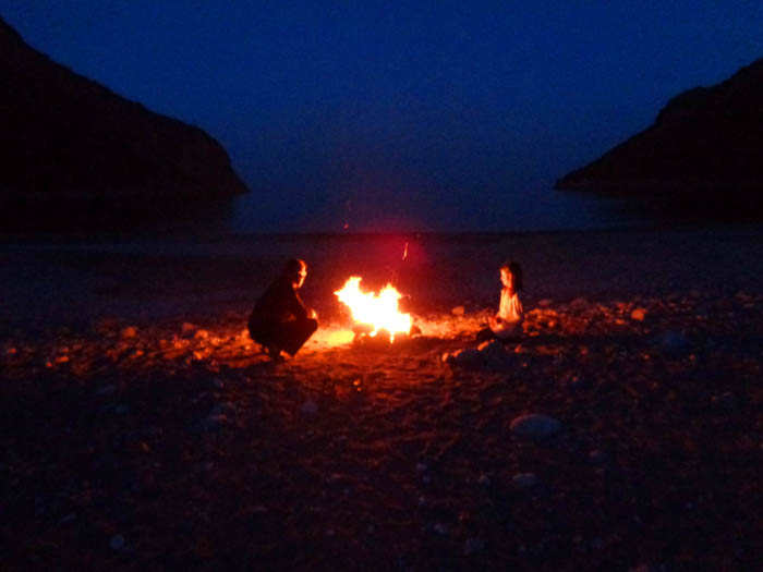 in der abgelegenen Bucht ist wegen des Fehlens jeglicher Unterkunft freies Campen noch ausdrücklich erlaubt