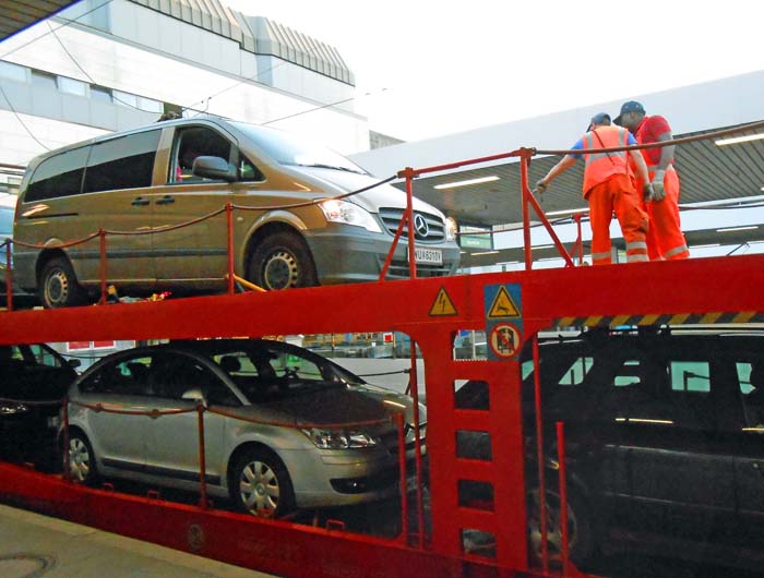 ... den bequemen und preiswerten Autoreisezug zurück nach Hause