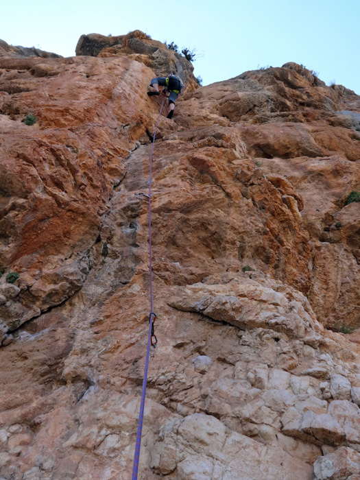 Erich in Diedro Debones 6a+, Salto de la Cabra