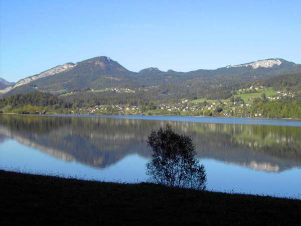 Ewige Wand und Zwerchwand (rechts) vom Hallstätter See