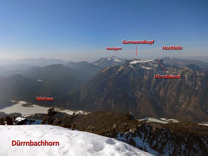 Blick über den Weitsee in Richtung Rosenheim