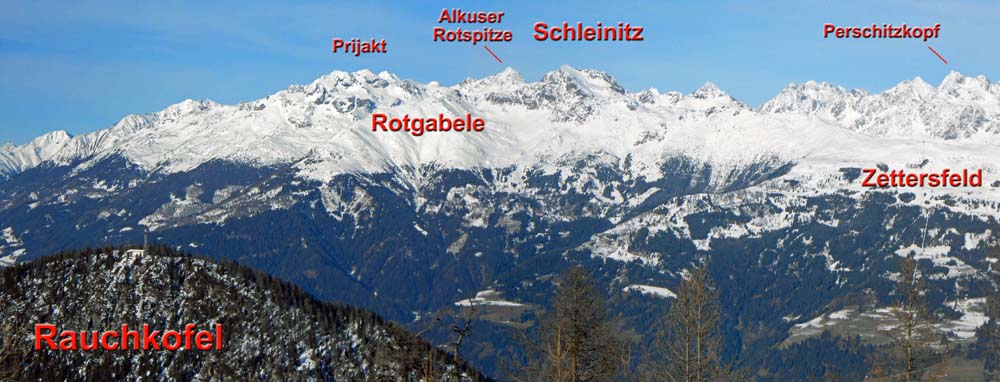 und noch weiter rechts die gewaltige Schobergruppe, welche das Becken von Lienz nach N hin abschirmt