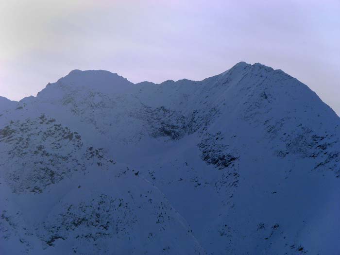 der Gipfelblick vom Berger Kogel: im SW ganz nahe der Lasörling, ...