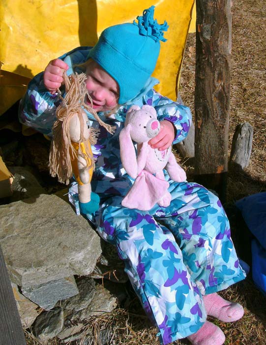 ... findet Ronja einen willkommenen Spielplatz