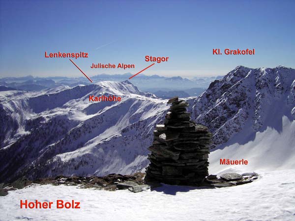 Gipfelblick vom Hohen Bolz nach S