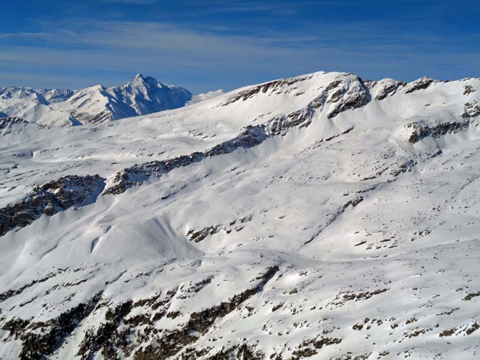 daran anschließend Sandkopf und Großglockner