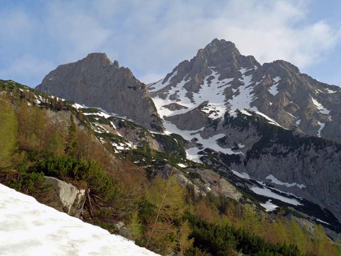 Blick gegen Norden über die Kühplan auf Meisenberg und Spitzmauer, dazwischen die verdeckte Meisenbergrinne