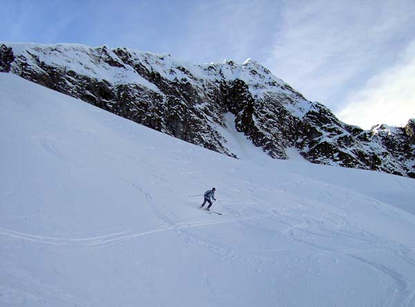 im Schatten des alles überragenden Zwölferkogel