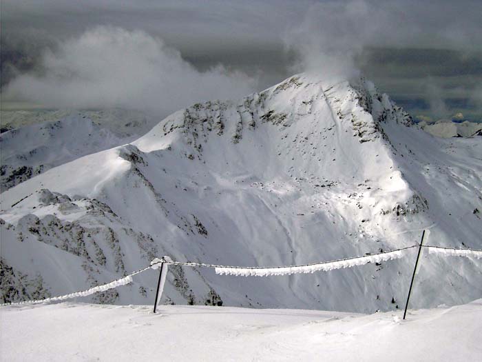 der Geißstein von O (Zehetner Stange)