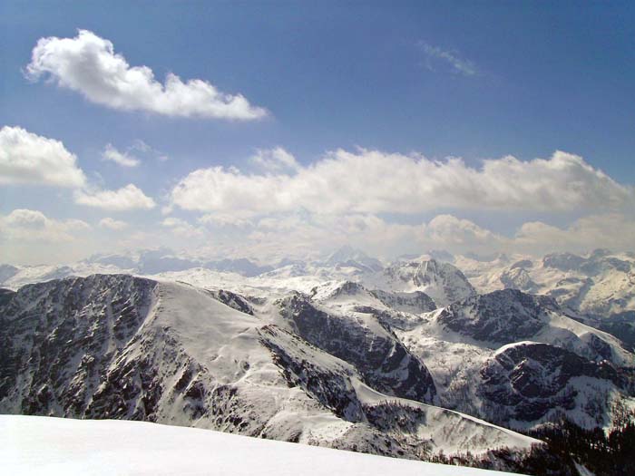 im Süden jenseits des Torrener Jochs der Schneibstein (s. Archiv Bergsteigen)