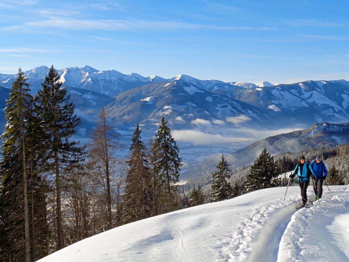 heute ist wieder einmal Ullis Vater mit von der Partie; im SW über dem Admonter Becken die Seckauer und Triebener Tauern