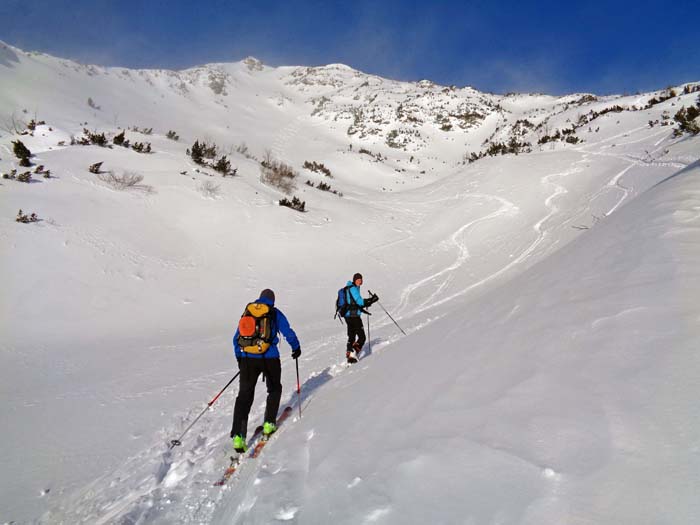 auf 1600 m in der traumhaften Mulde hinterm Zilmkogel