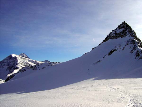 Abfahrt in die Granatscharte, links der Großglockner