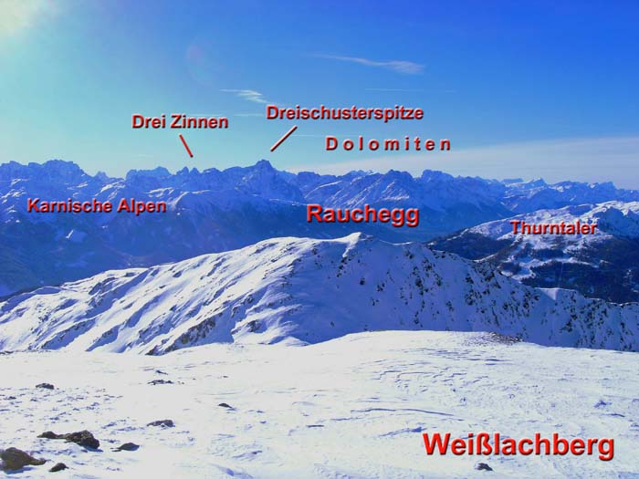 das Panorama vom Weißlachberg: im SW das Gipfelmeer der Dolomiten