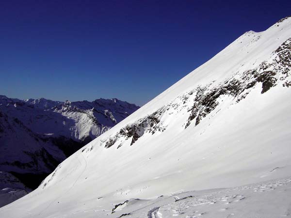 eine tolle Draufgabe: die perfekte SW-Flanke des Scharkogel