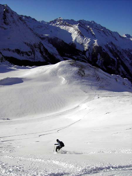 direkte Abfahrt vom Fuß des Scharkogel zum Kühtauern