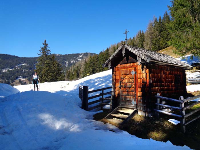 die Lackenkapelle vor dem Öbristkopf - Wagrain ist nicht mehr weit