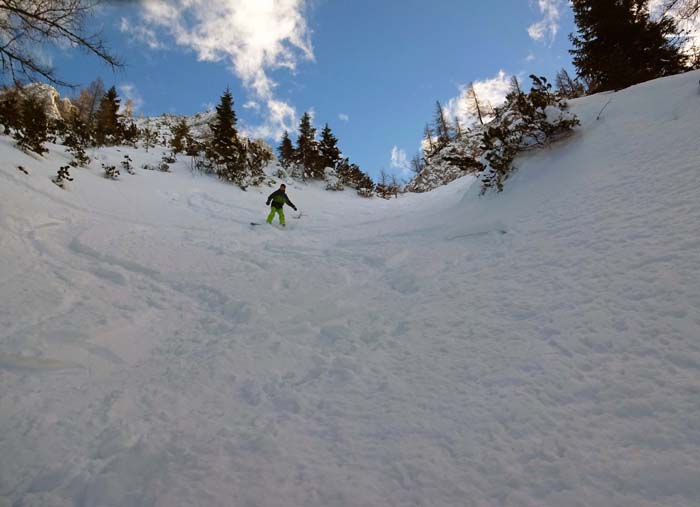 parallel dazu Nikolaus 50 m weiter nördlich in der Rinne