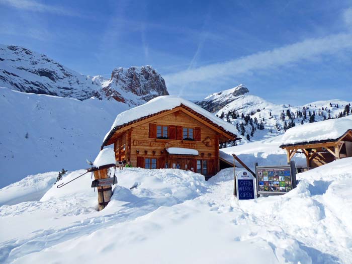 die hübsche Hütte wird von seinem rührigen Wirt durchgehend bewirtschaftet