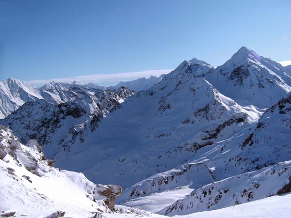 ... und gegen SO; ist der Graukogel nicht eine unwiderstehliche Herausforderung?