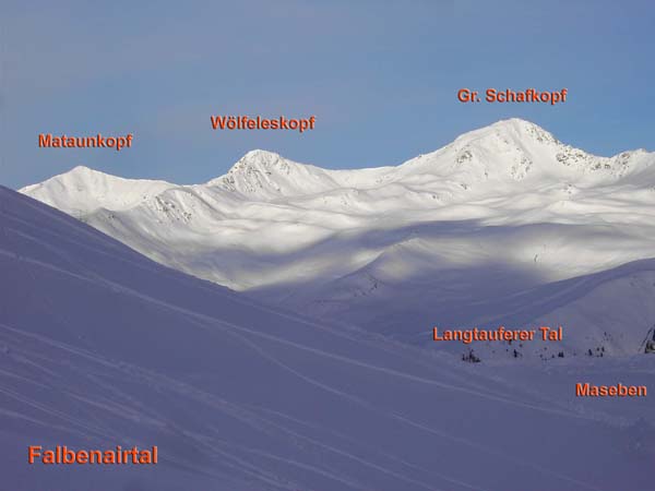 Blick übers Langtauferer Tal gegen NW auf den Grenzkamm zu Österreich