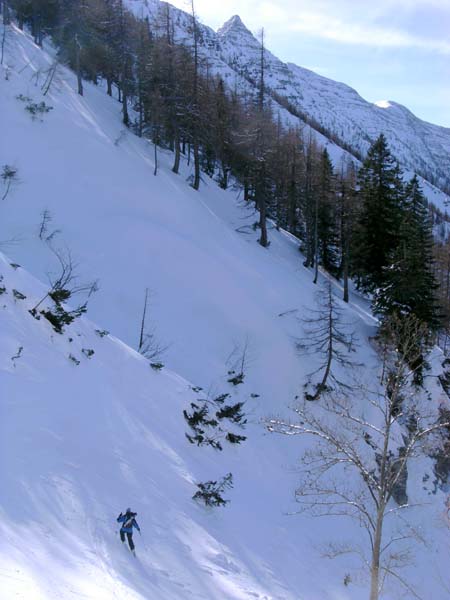 der obere Almgrießgraben mit der Pyramide des Mittagkogel