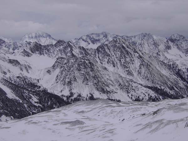 Plattenspitze gegen O, von Hochgolling (links) bis Hundstein