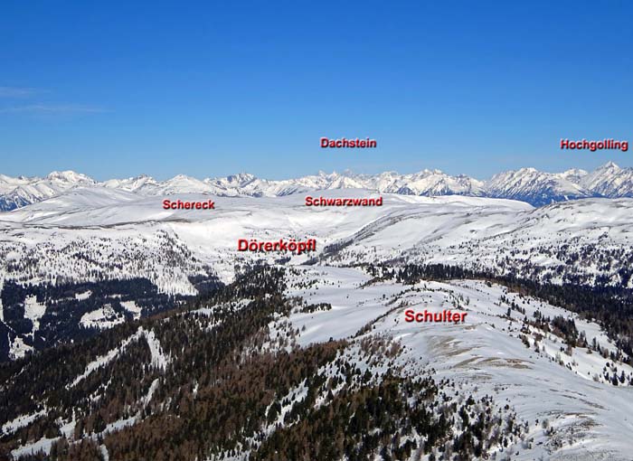 der Blick vom Kamm gegen Norden; links vom Schereck (und dem Speiereck genau dahinter) die runde Kuppe von Teuerlnock/Aineck überm Katschberg (s. Archiv)