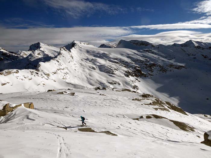 Blick entlang des Alpenhauptkamms gegen Südosten