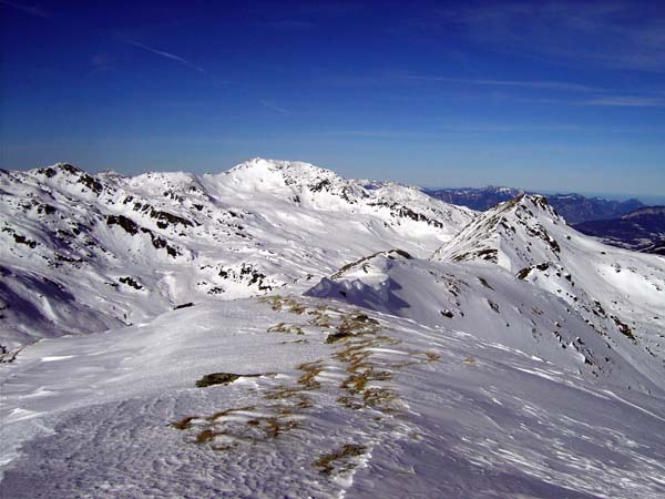 nnw. anschließend die Aleitenspitze, vielbegangener Schiberg vor der Haustür der Neuen Bamberger Hütte